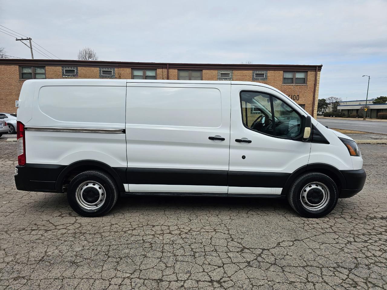 Ford Transit Van T-150 130" Low Rf 8600 GVWR Sliding RH Dr 2019