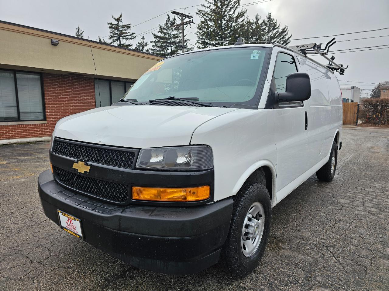 Chevrolet Express Cargo Van RWD 2500 135" 2021