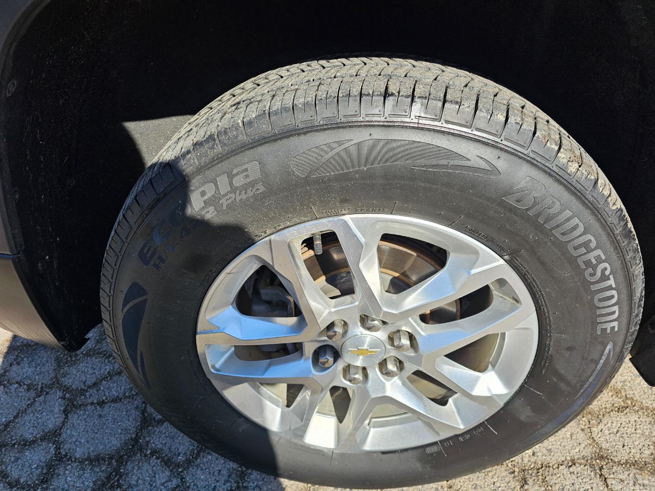 Chevrolet Traverse AWD 4dr LT Cloth w/1LT 2018