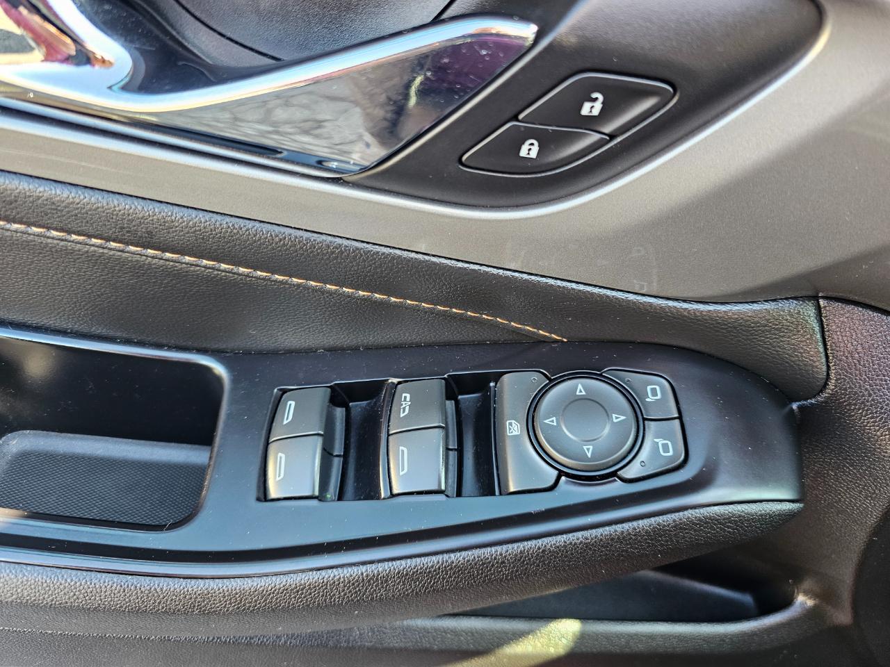 Chevrolet Traverse AWD 4dr LT Cloth w/1LT 2018