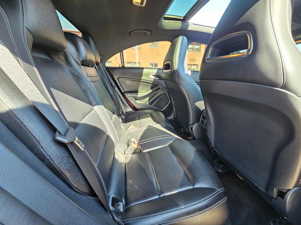 Mercedes-Benz CLA 4dr Sdn CLA 250 4MATIC 2019