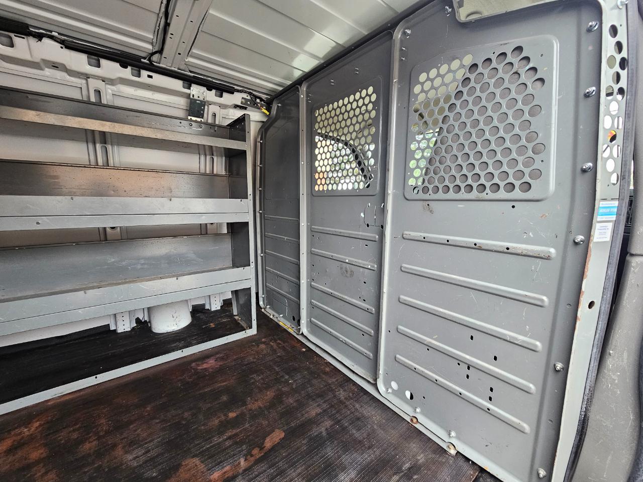 Chevrolet Express Cargo Van RWD 2500 135" 2021