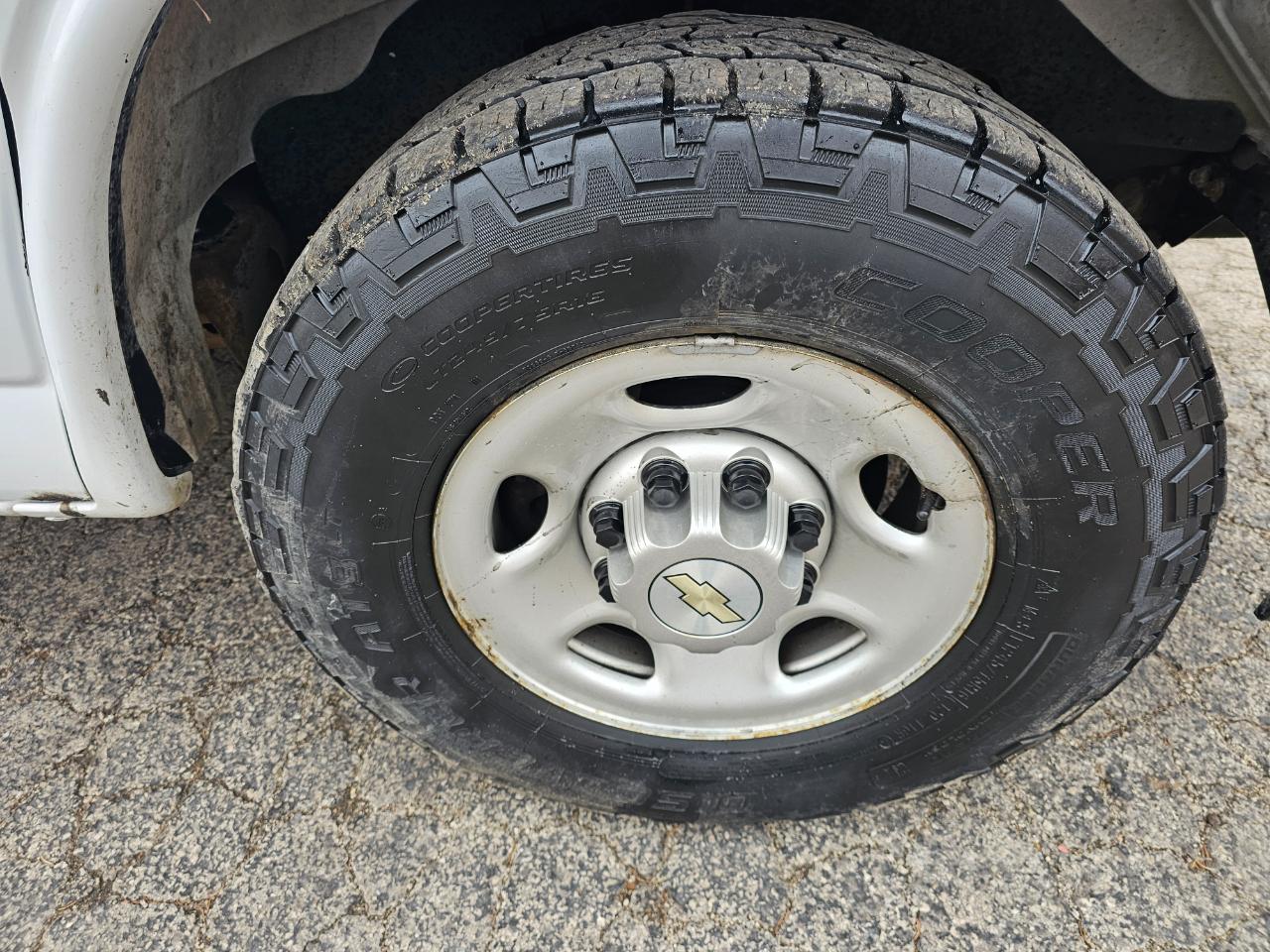 Chevrolet Express Cargo Van RWD 2500 135" 2021