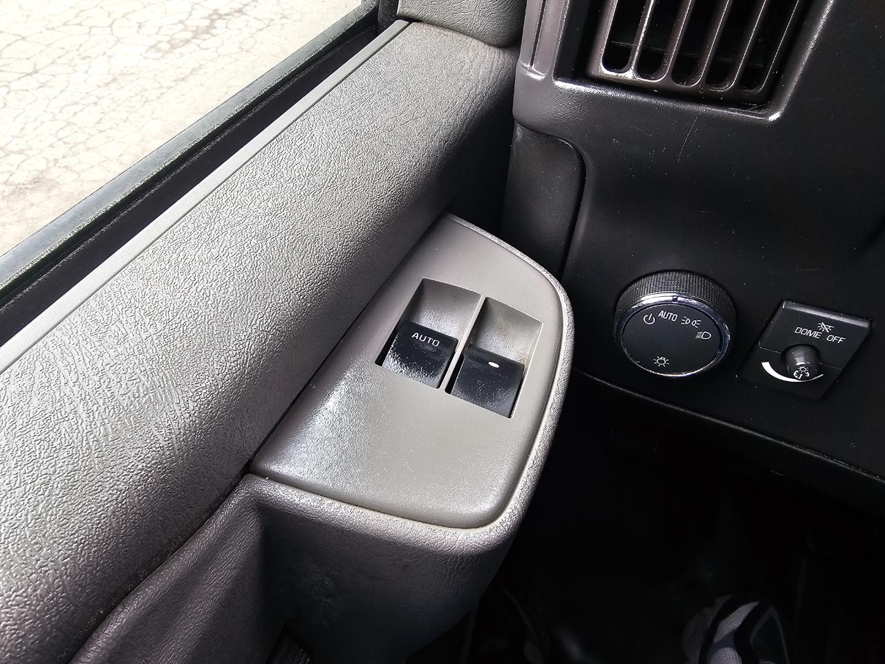 Chevrolet Express Cargo Van RWD 2500 135" 2021