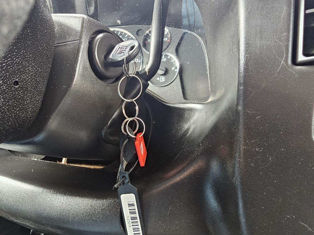 Chevrolet Express Cargo Van RWD 2500 135" 2021