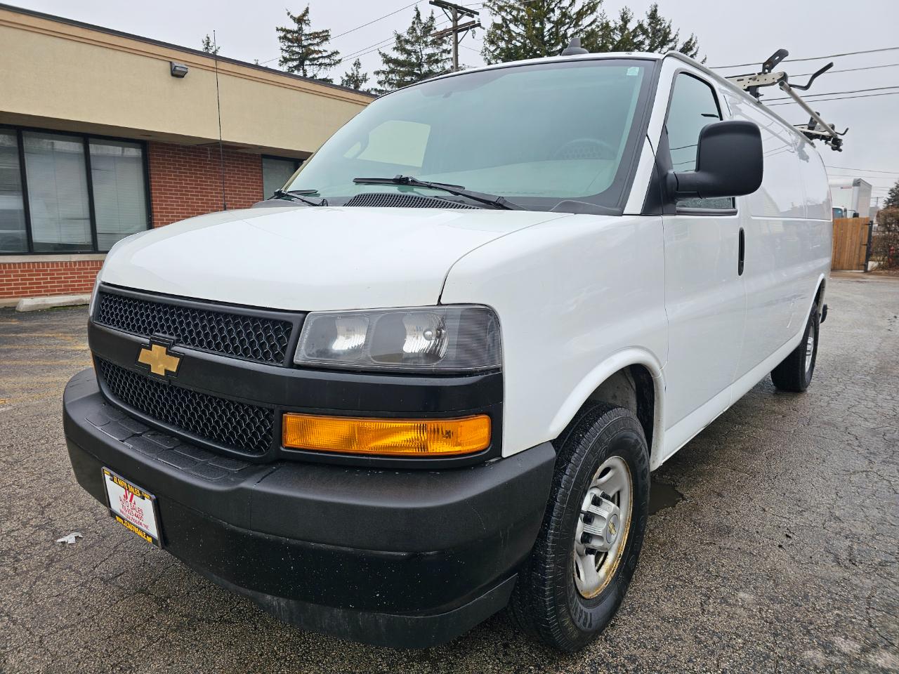 Chevrolet Express Cargo Van RWD 2500 155" 2022