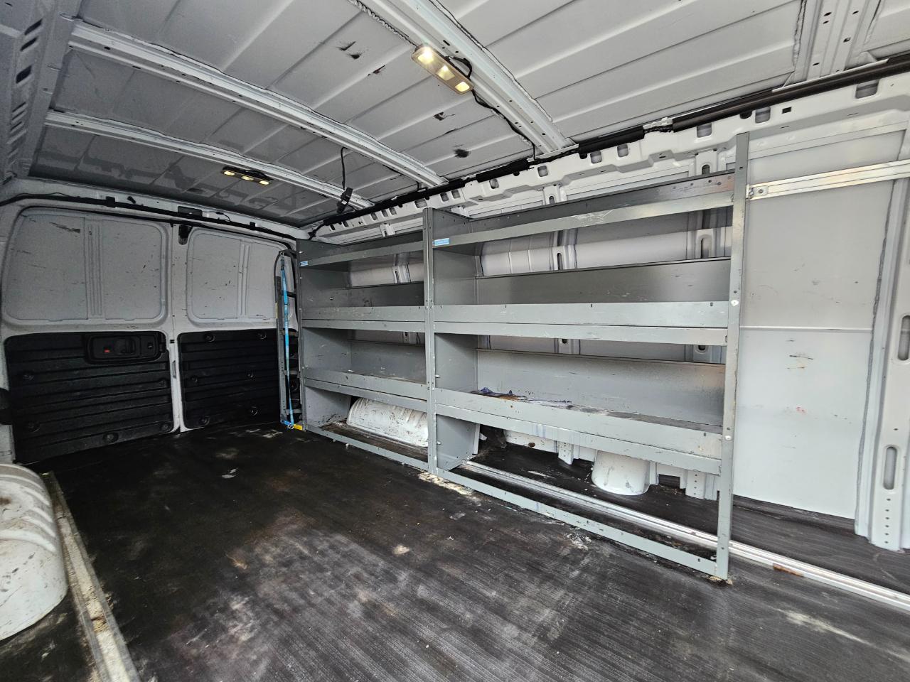 Chevrolet Express Cargo Van RWD 2500 155" 2022