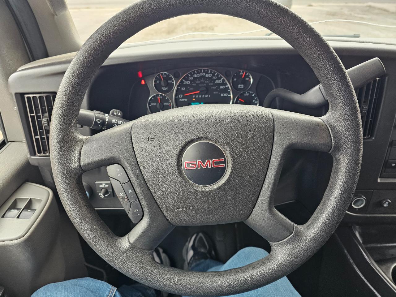 GMC Savana Cargo Van RWD 2500 135" 2020