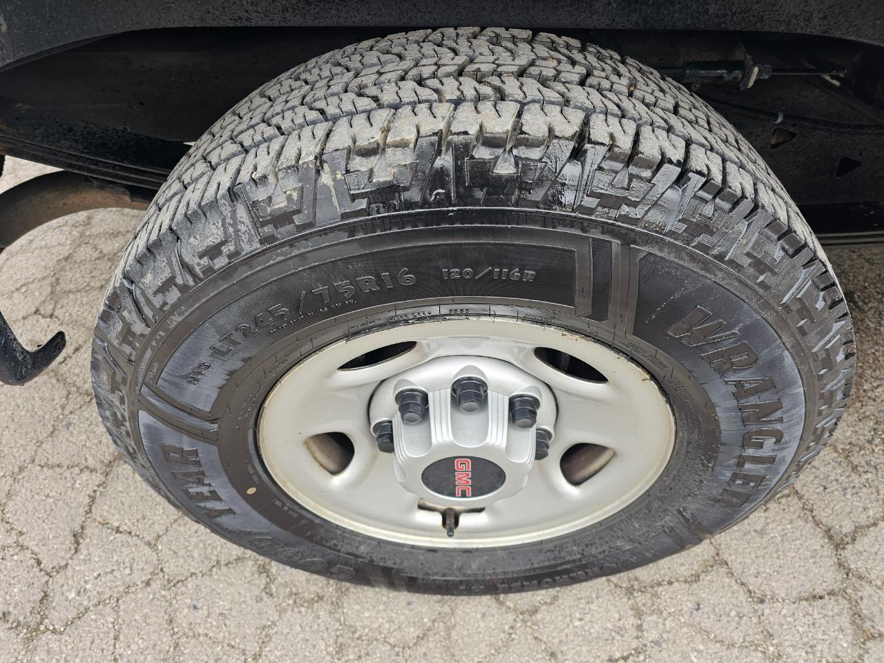 GMC Savana Cargo Van RWD 2500 135" 2020