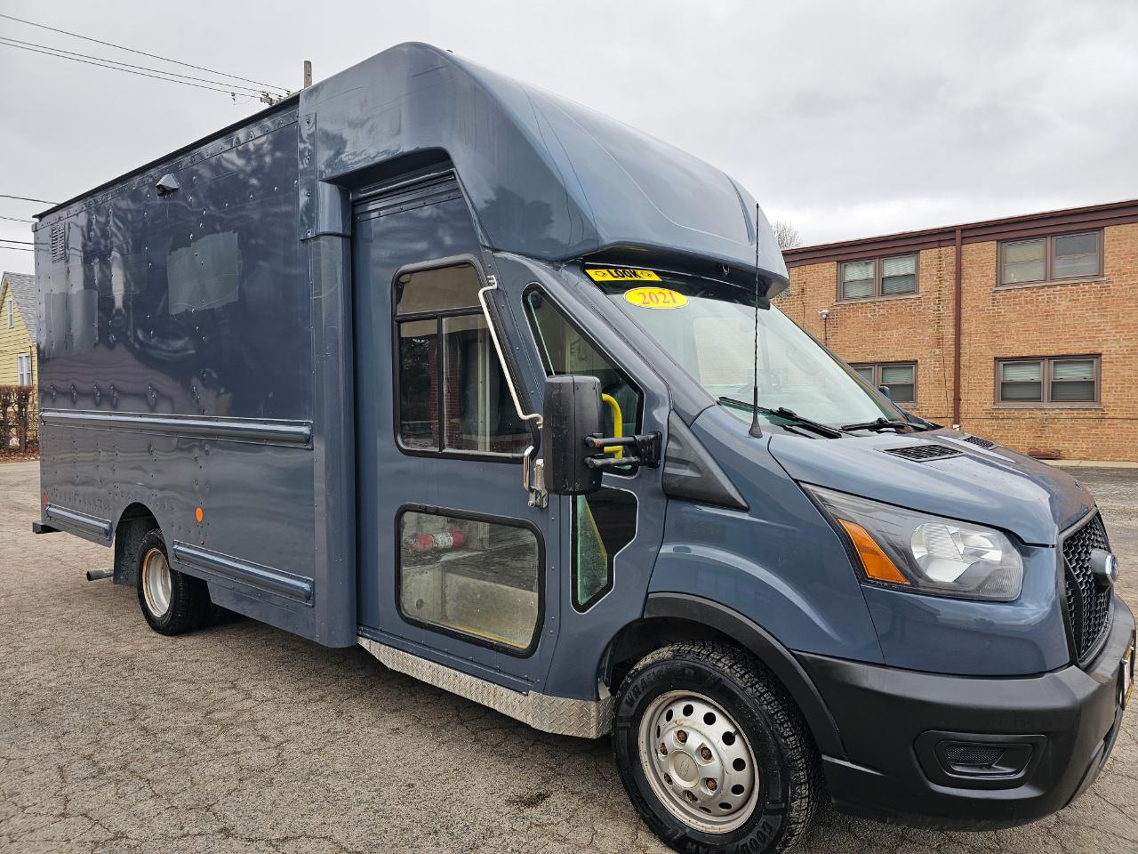 Ford Transit Cutaway T-350 RWD DRW 138" WB 9950 GVWR 2021