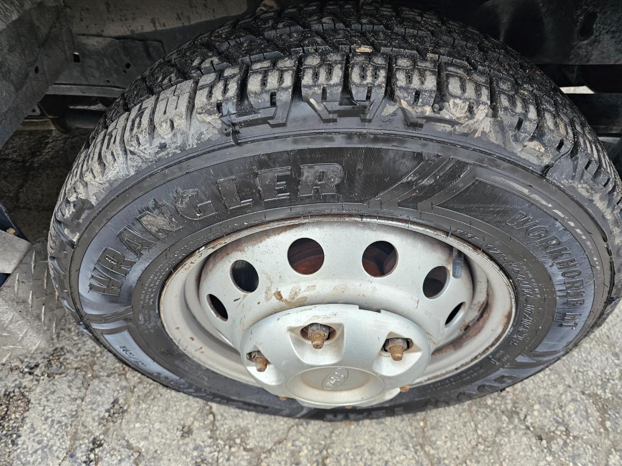 Ford Transit Cutaway T-350 RWD DRW 138" WB 9950 GVWR 2021