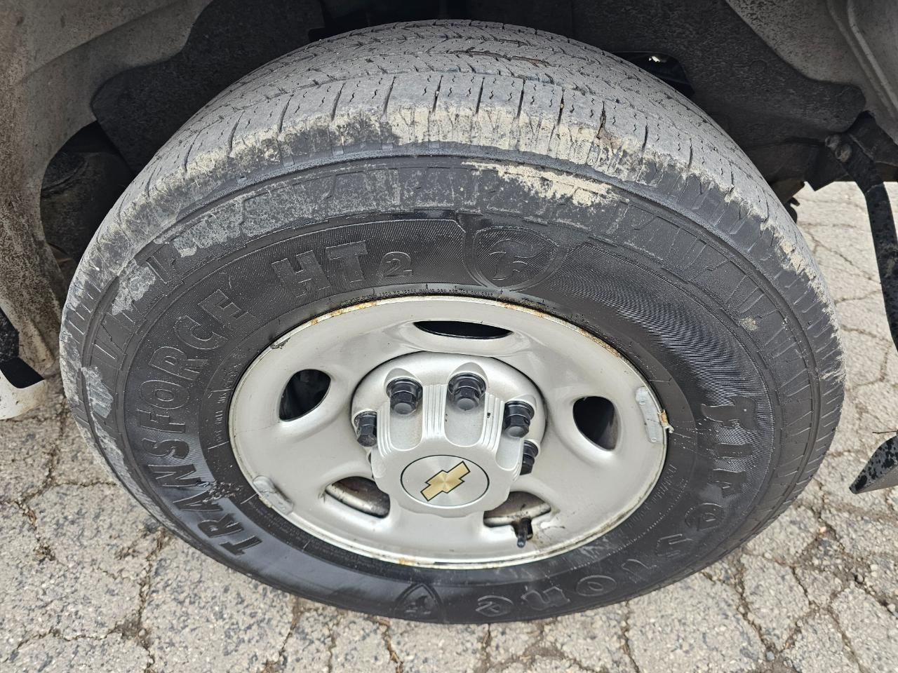 Chevrolet Express Passenger RWD 3500 155" LS 2020