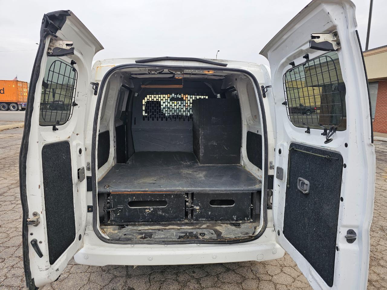 Chevrolet City Express Cargo Van FWD 115" LT 2018