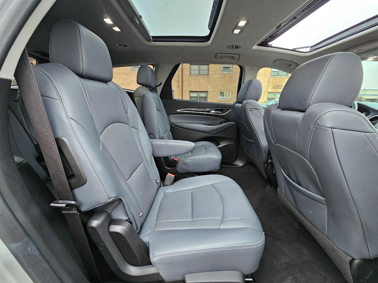 Buick Enclave AWD 4dr Essence 2020