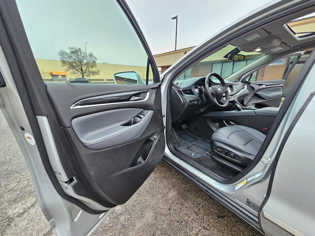 Buick Enclave AWD 4dr Essence 2020