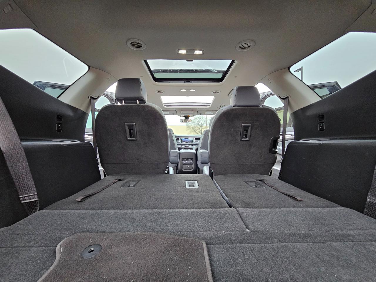 Buick Enclave AWD 4dr Essence 2020