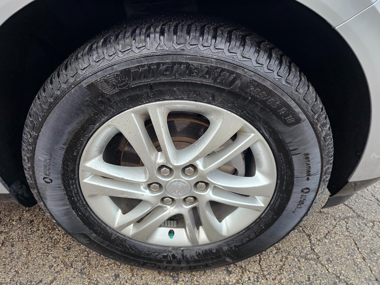 Buick Enclave AWD 4dr Essence 2020