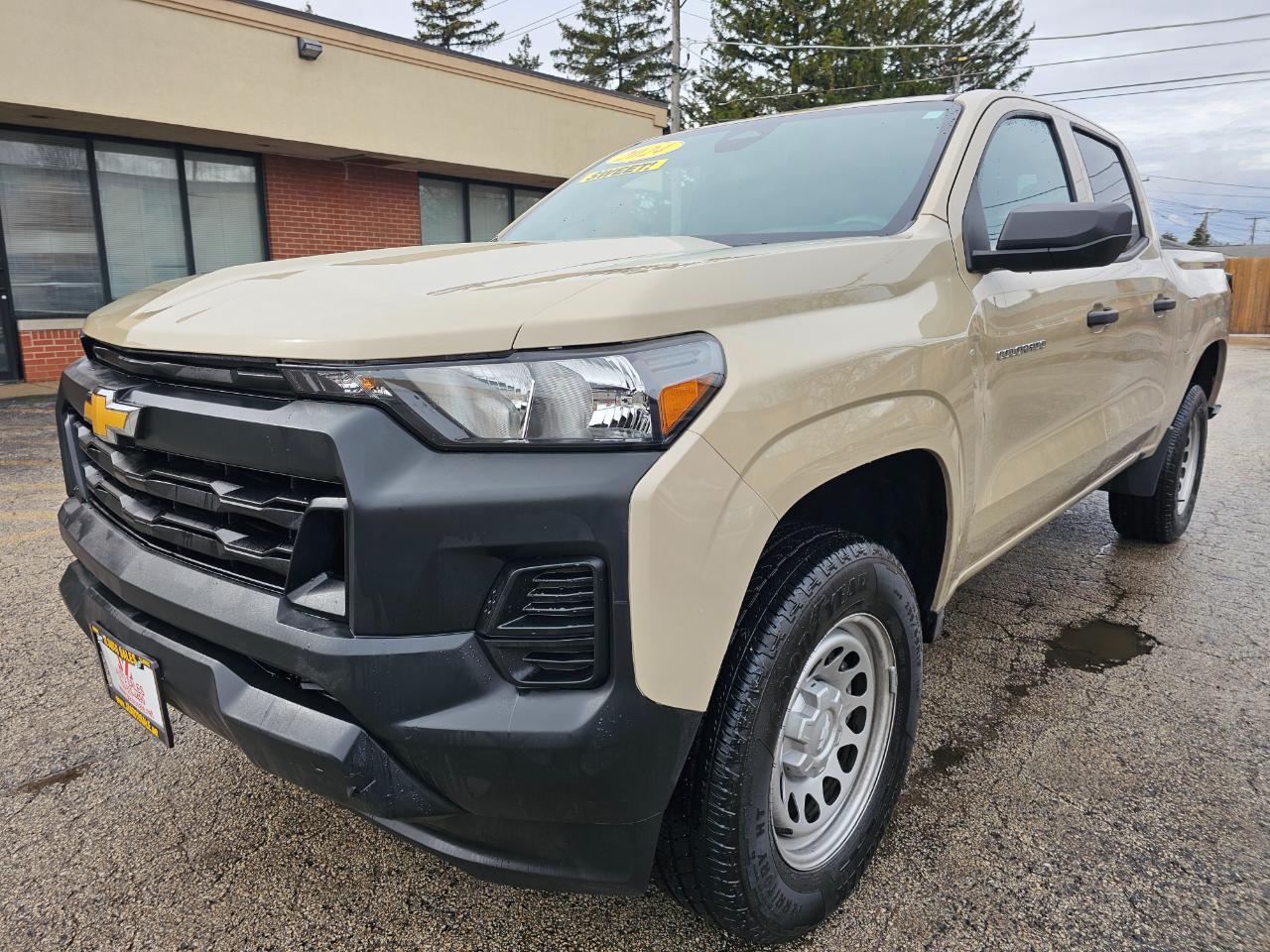 Chevrolet Colorado 2WD Crew Cab WT 2024
