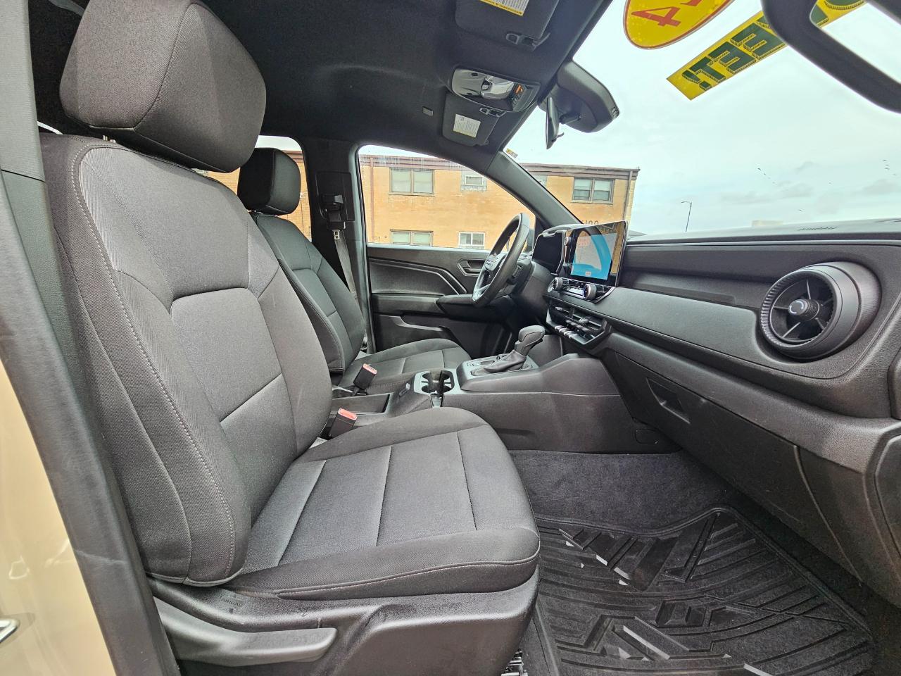 Chevrolet Colorado 2WD Crew Cab WT 2024