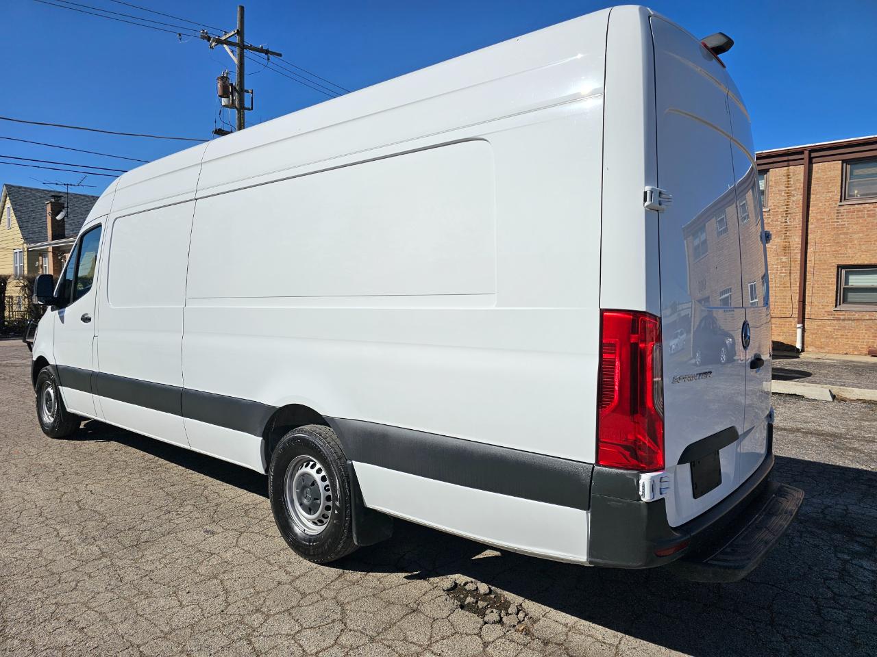 Mercedes-Benz Sprinter Cargo Van 2500 High Roof I4 Diesel 170" Extended RWD 2024