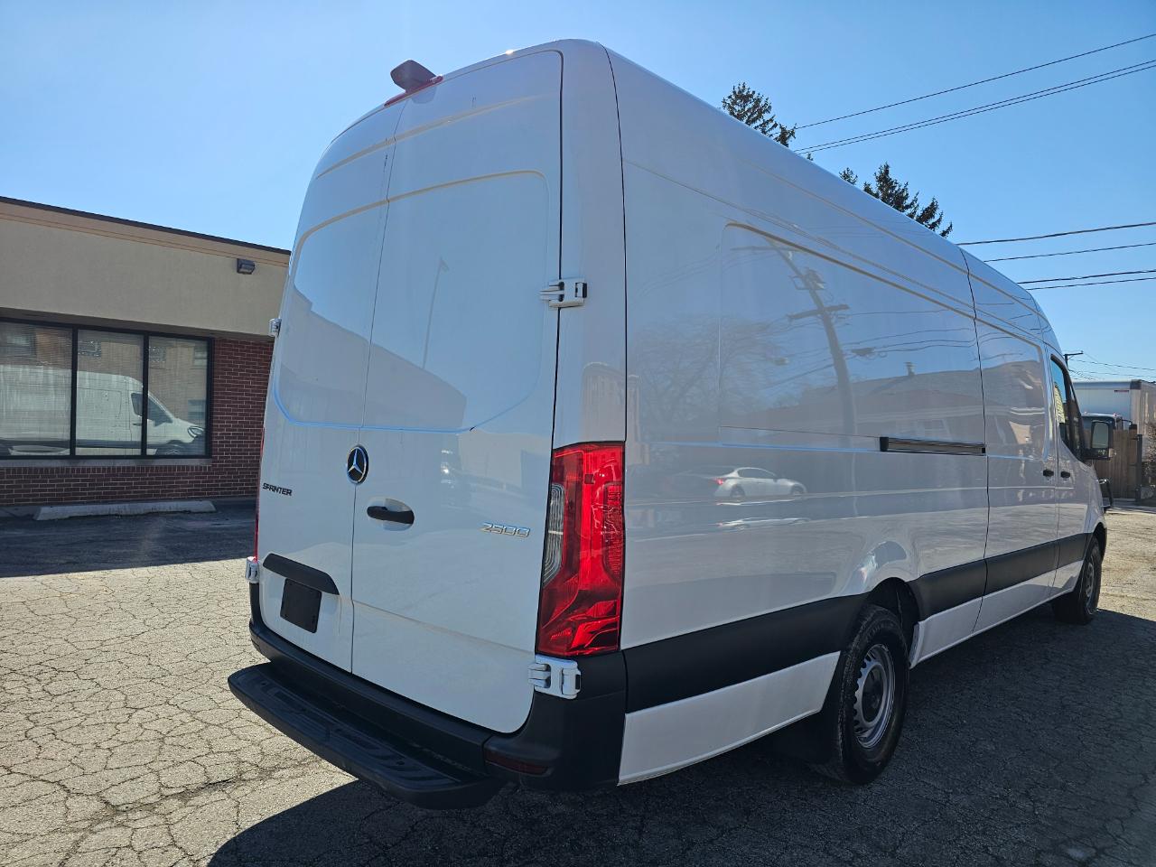 Mercedes-Benz Sprinter Cargo Van 2500 High Roof I4 Diesel 170" Extended RWD 2024