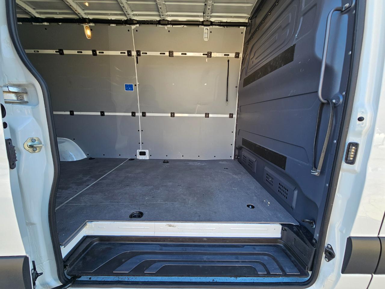 Mercedes-Benz Sprinter Cargo Van 2500 High Roof I4 Diesel 170" Extended RWD 2024