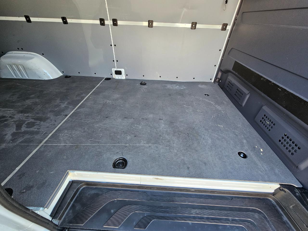 Mercedes-Benz Sprinter Cargo Van 2500 High Roof I4 Diesel 170" Extended RWD 2024