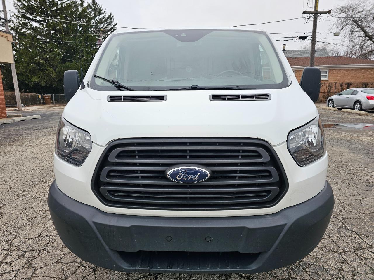 Ford Transit Van T-250 148" Low Rf 9000 GVWR Sliding RH Dr 2017