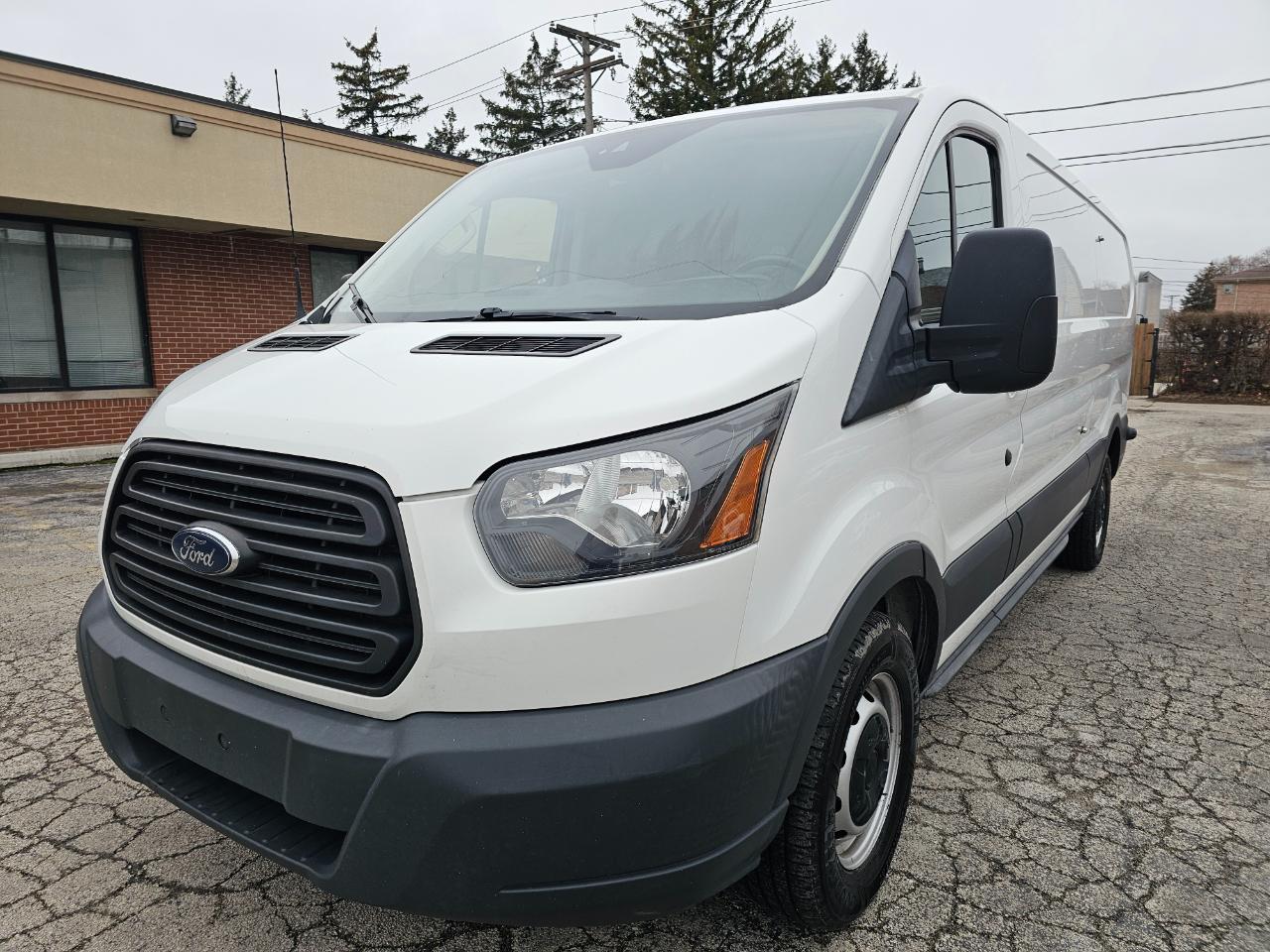 Ford Transit Van T-250 148" Low Rf 9000 GVWR Sliding RH Dr 2017