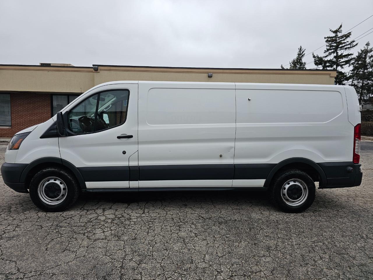 Ford Transit Van T-250 148" Low Rf 9000 GVWR Sliding RH Dr 2017