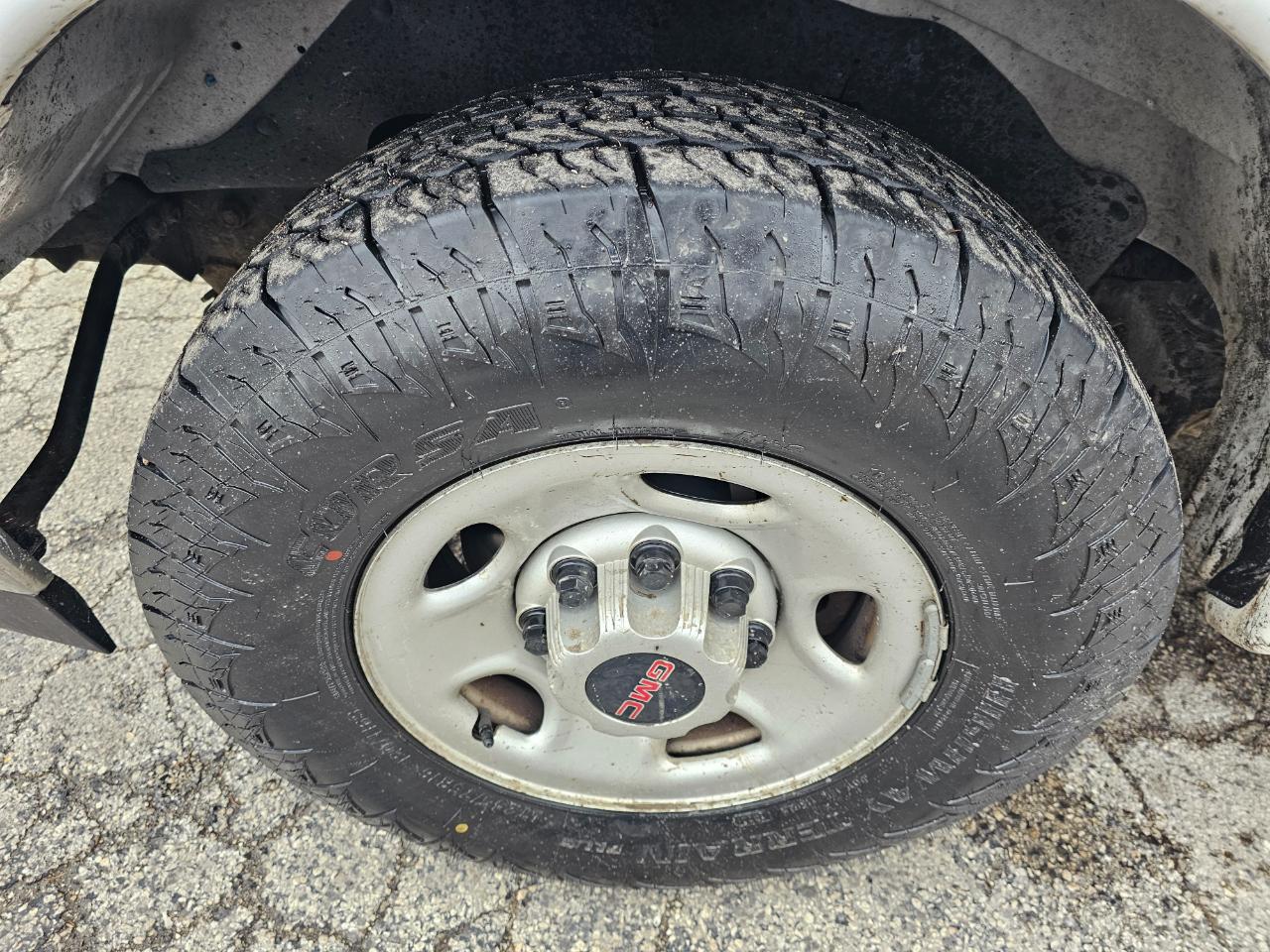 GMC Savana Cargo Van RWD 2500 155" 2019