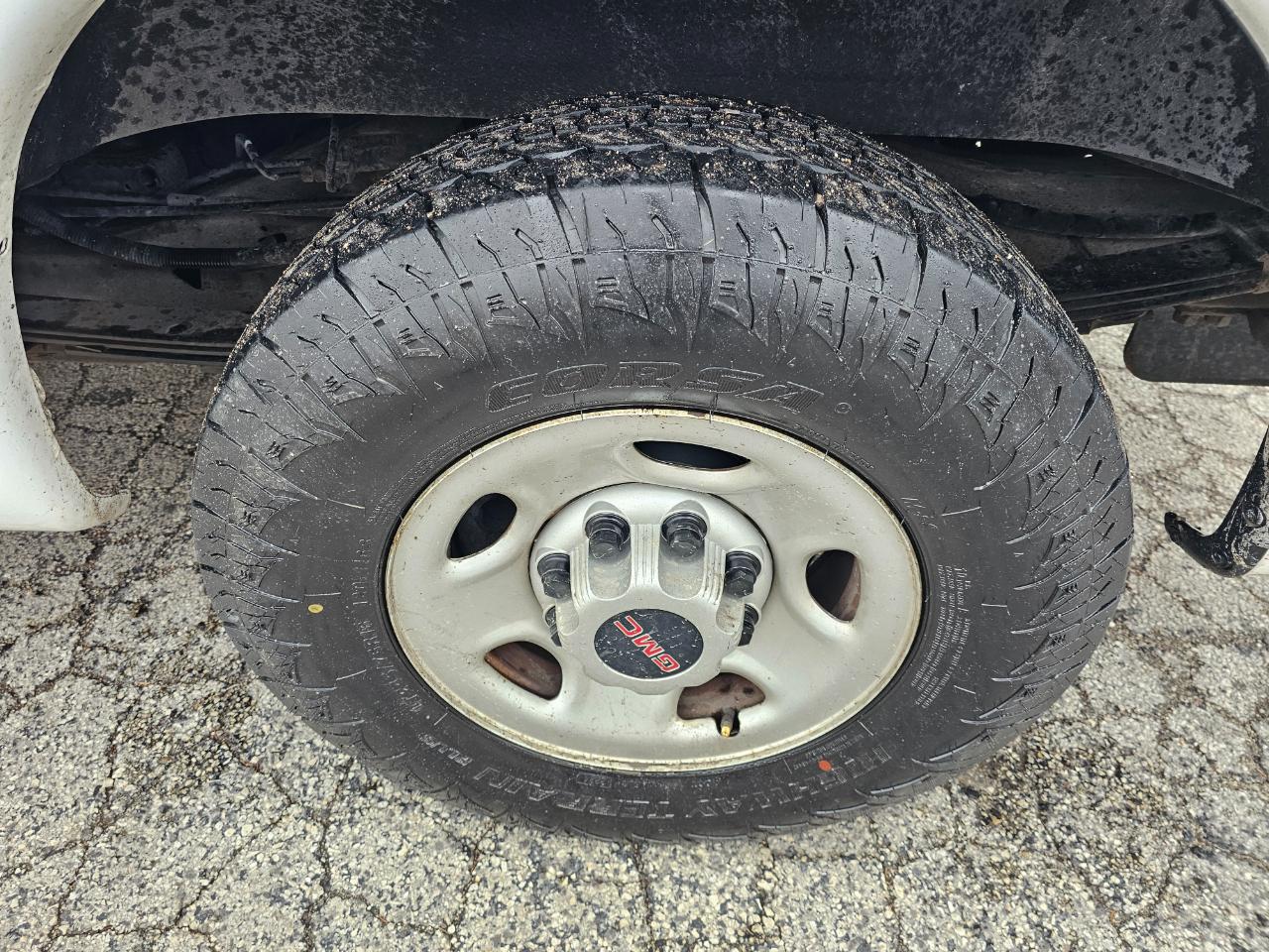 GMC Savana Cargo Van RWD 2500 155" 2019