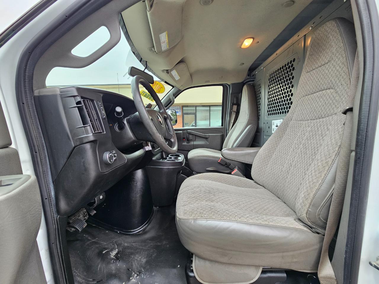 GMC Savana Cargo Van RWD 2500 155" 2019