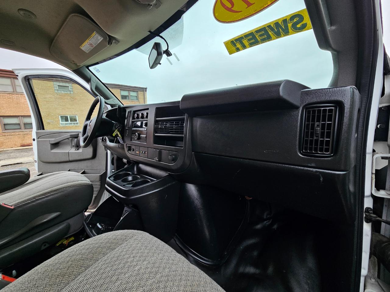 GMC Savana Cargo Van RWD 2500 155" 2019