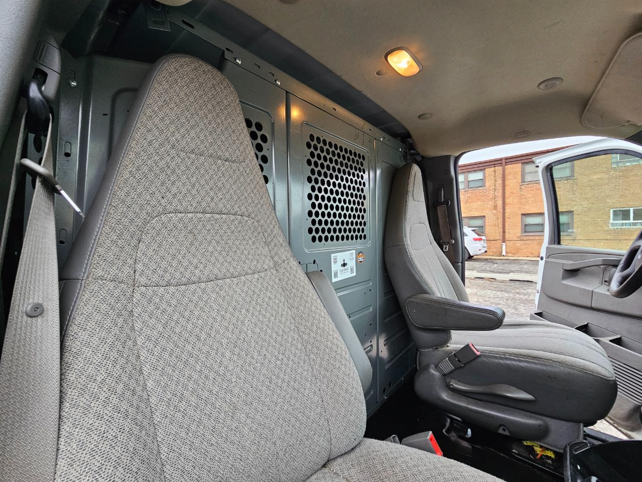 GMC Savana Cargo Van RWD 2500 155" 2019