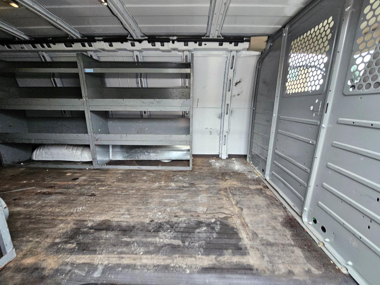 GMC Savana Cargo Van RWD 2500 155" 2019