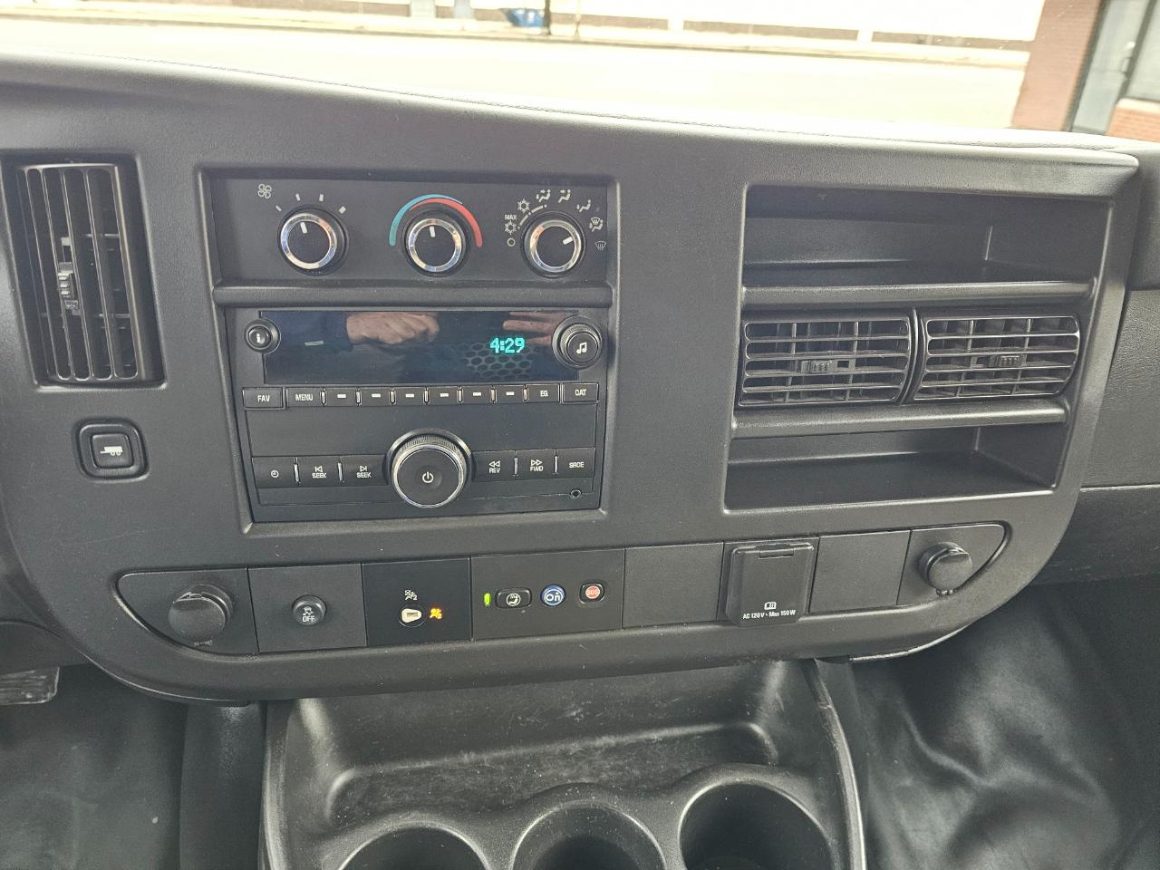 GMC Savana Cargo Van RWD 2500 155" 2019