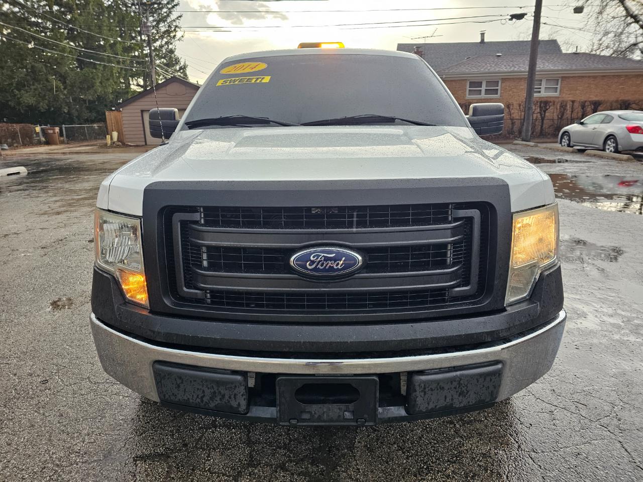 Ford F-150 2WD Reg Cab 126" STX 2014