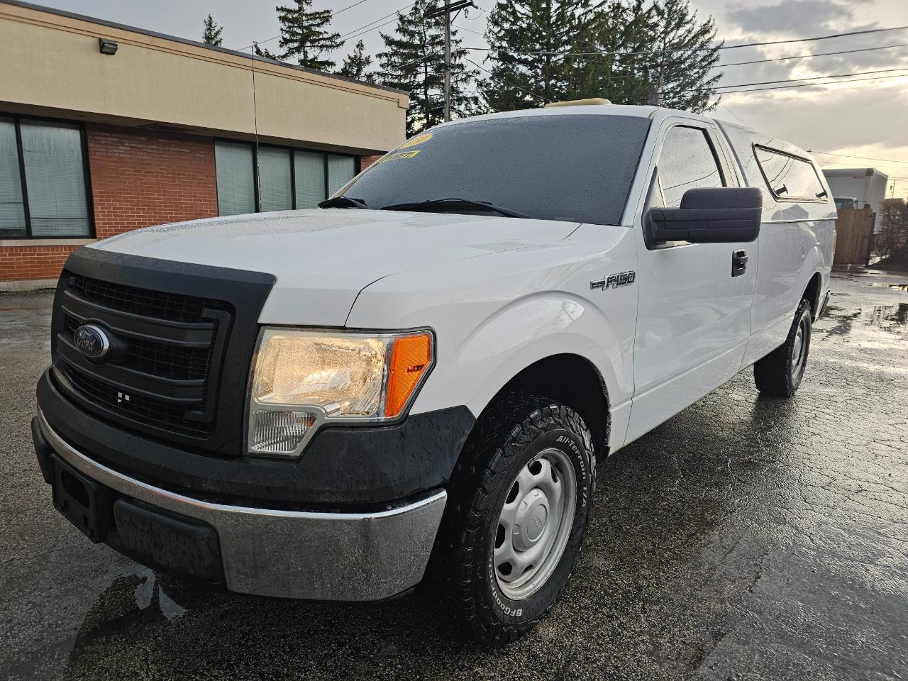 Ford F-150 2WD Reg Cab 126" STX 2014