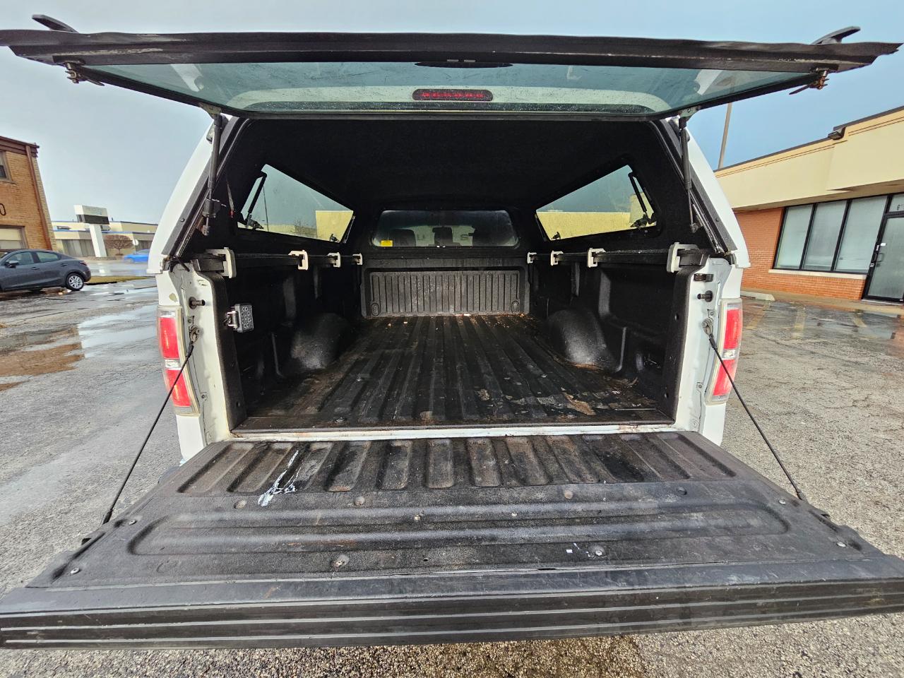 Ford F-150 2WD Reg Cab 126" STX 2014