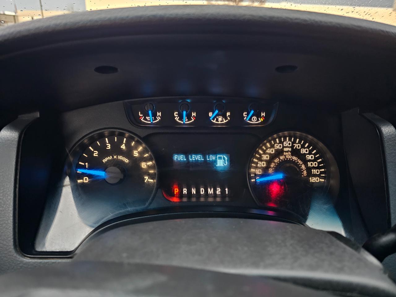 Ford F-150 2WD Reg Cab 126" STX 2014