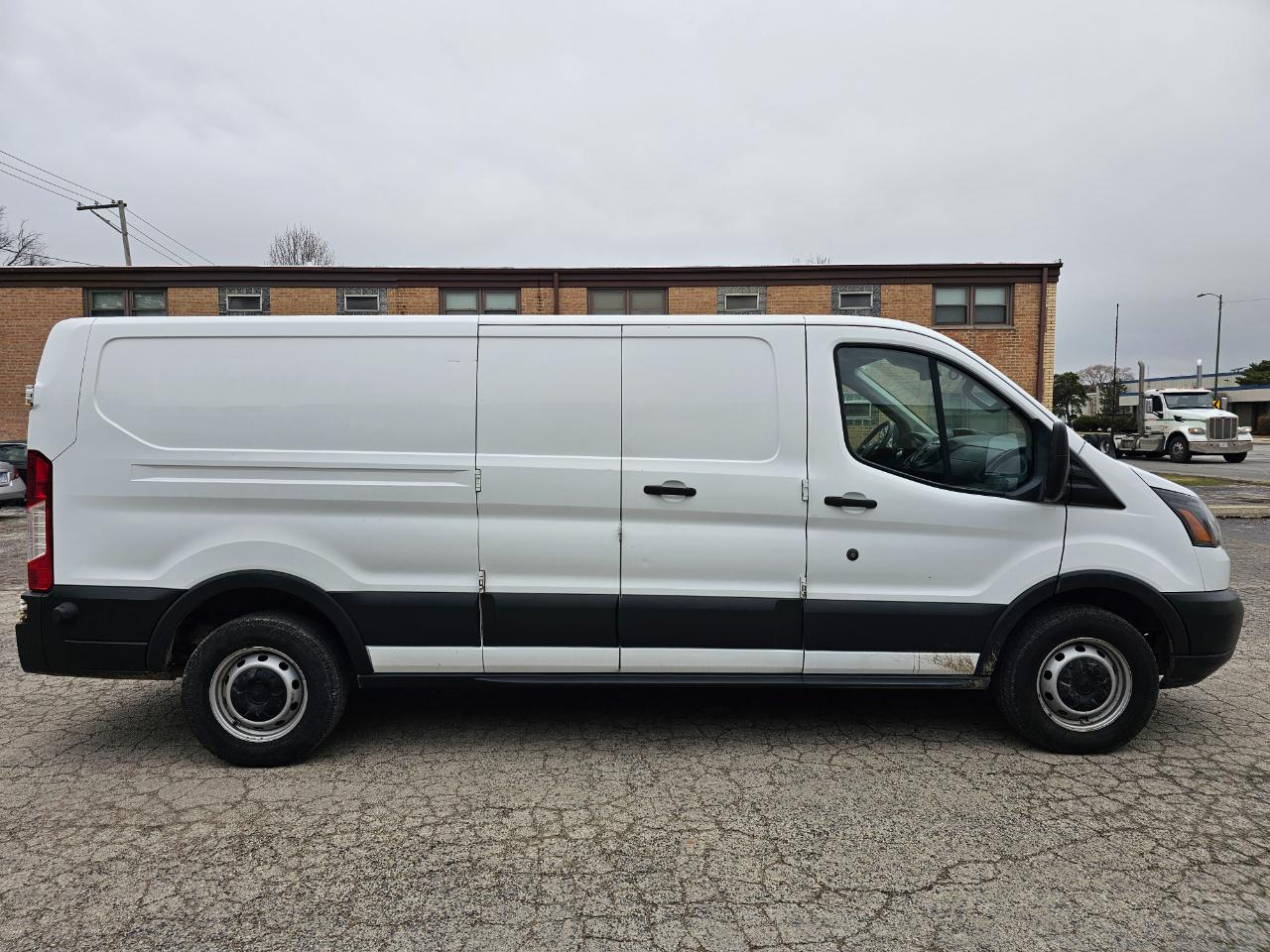 Ford Transit Van T-250 148" Low Rf 9000 GVWR Swing-Out RH Dr 2017