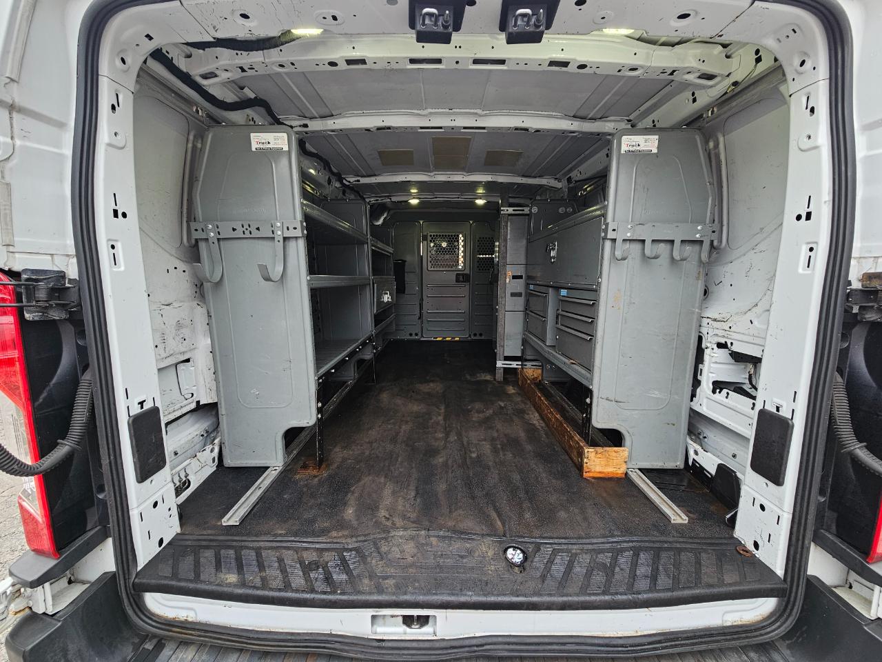 Ford Transit Van T-250 148" Low Rf 9000 GVWR Swing-Out RH Dr 2017