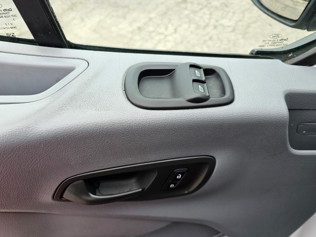 Ford Transit Van T-250 148" Low Rf 9000 GVWR Swing-Out RH Dr 2017