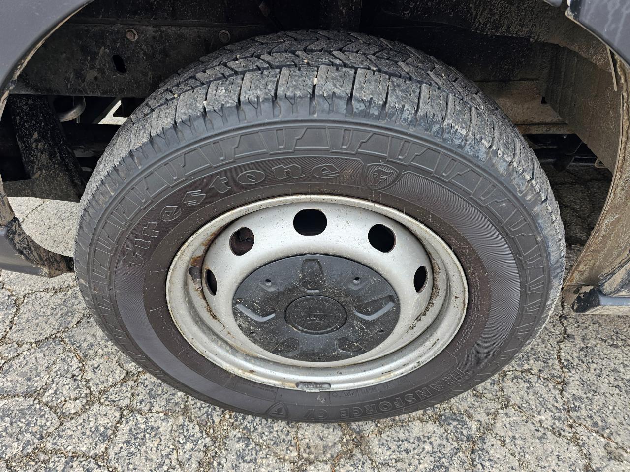 Ford Transit Van T-250 148" Low Rf 9000 GVWR Swing-Out RH Dr 2017