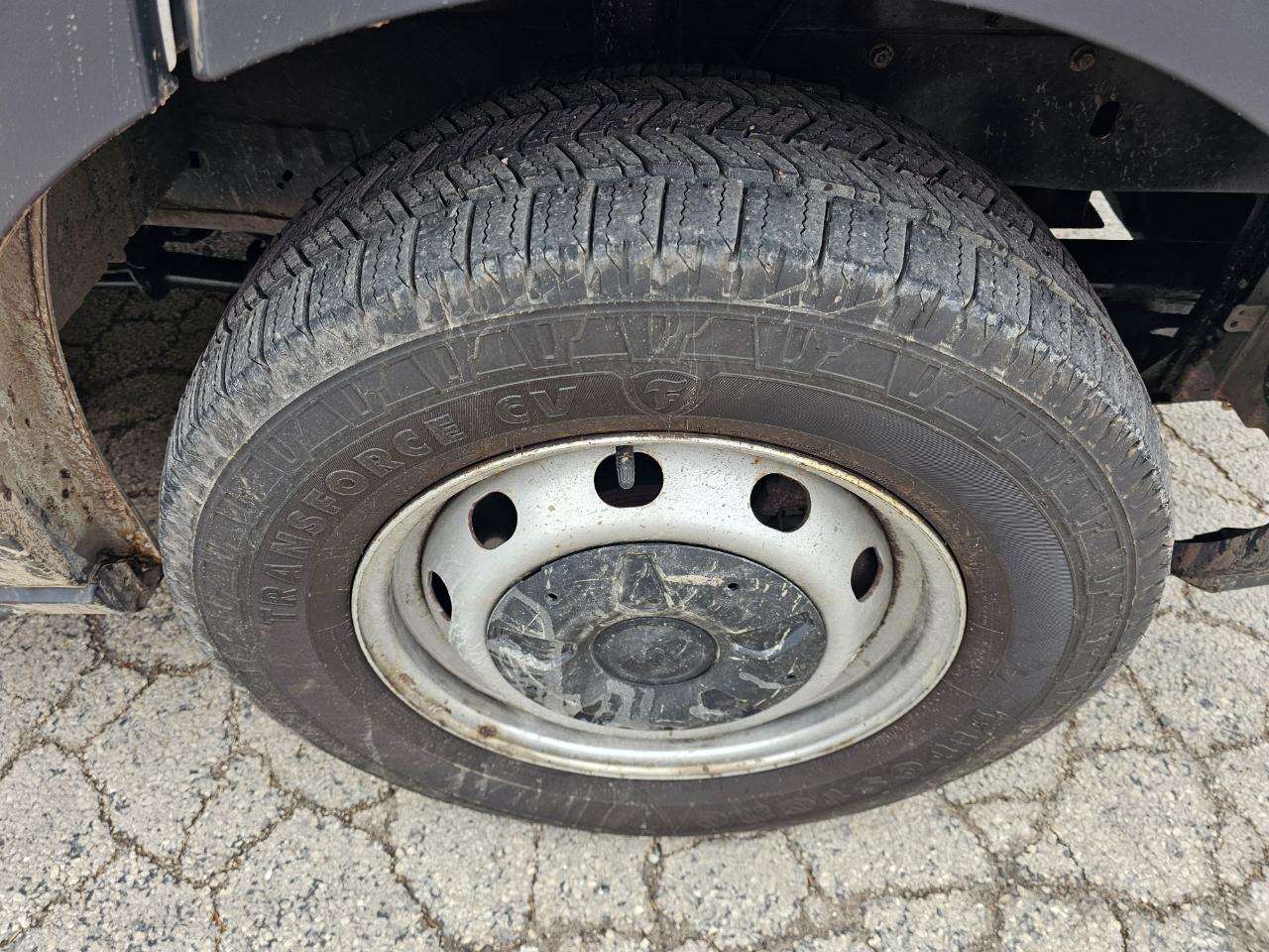 Ford Transit Van T-250 148" Low Rf 9000 GVWR Swing-Out RH Dr 2017