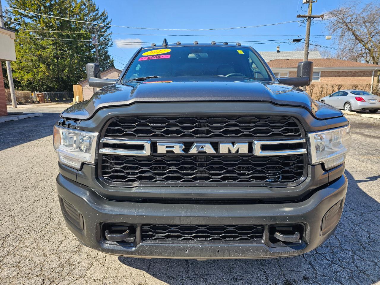 RAM 3500 Chassis Cab Tradesman 2WD Crew Cab 60" CA 172.4" WB 2022