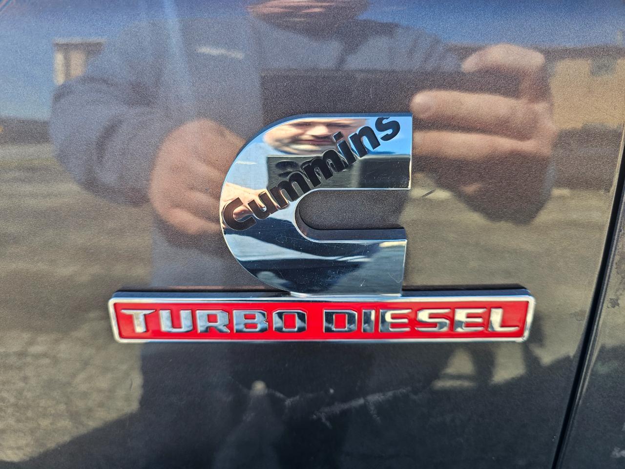 RAM 3500 Chassis Cab Tradesman 2WD Crew Cab 60" CA 172.4" WB 2022