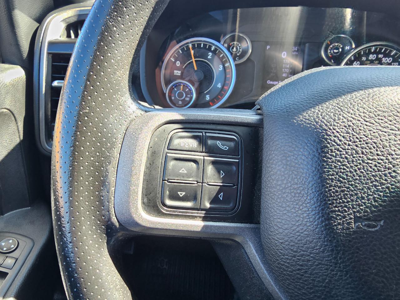 RAM 3500 Chassis Cab Tradesman 2WD Crew Cab 60" CA 172.4" WB 2022