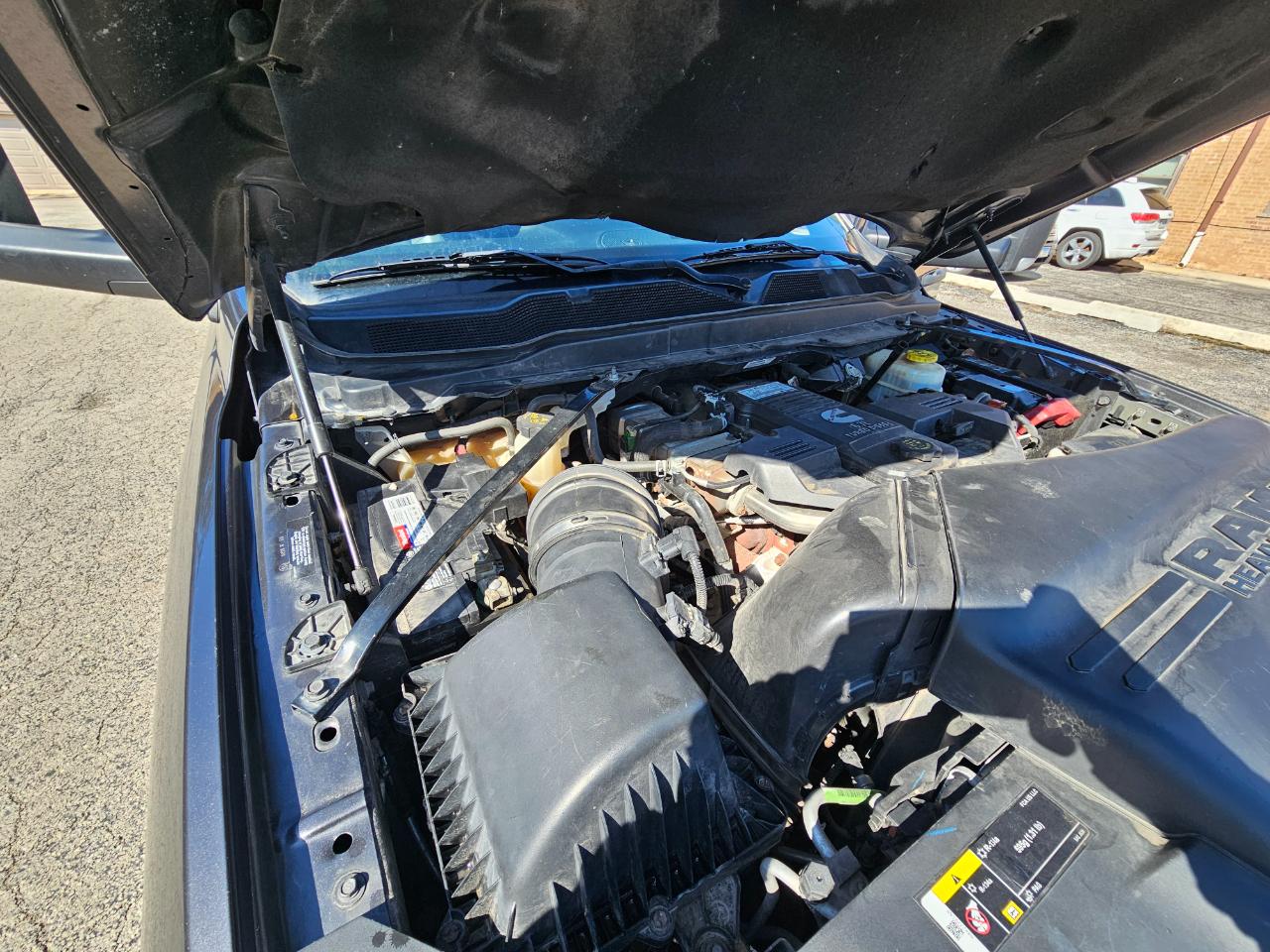 RAM 3500 Chassis Cab Tradesman 2WD Crew Cab 60" CA 172.4" WB 2022